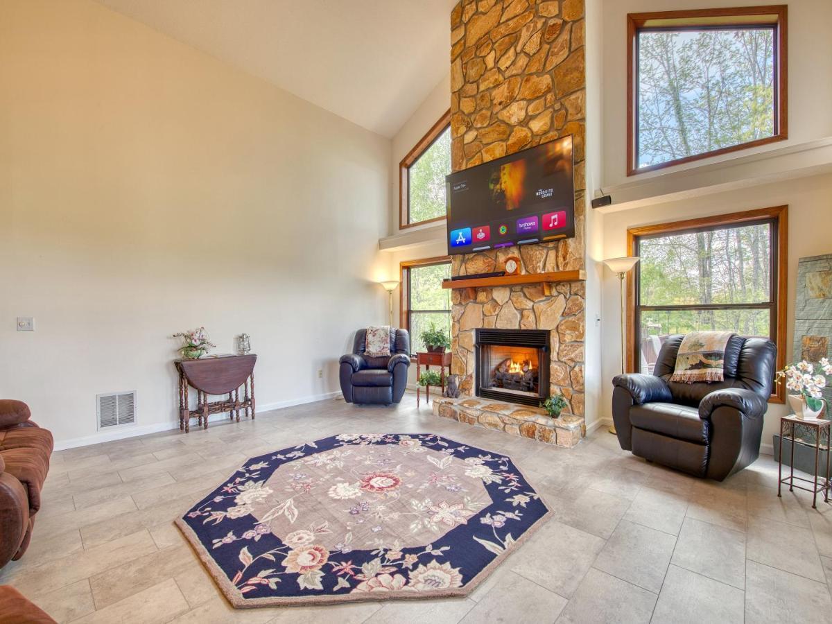 Bonnie View 21 - Amazing Smoky Mountain Retreat With Beautiful Scenic Views! Home Maggie Valley Exteriör bild